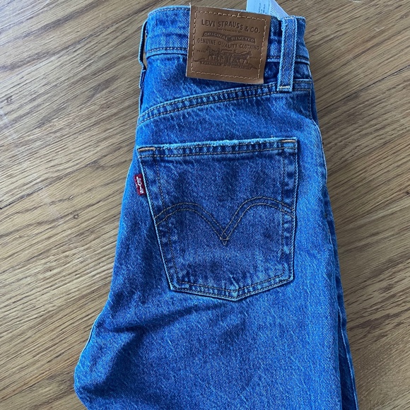 Levis Ribcage Ankle - Picture 1 of 6